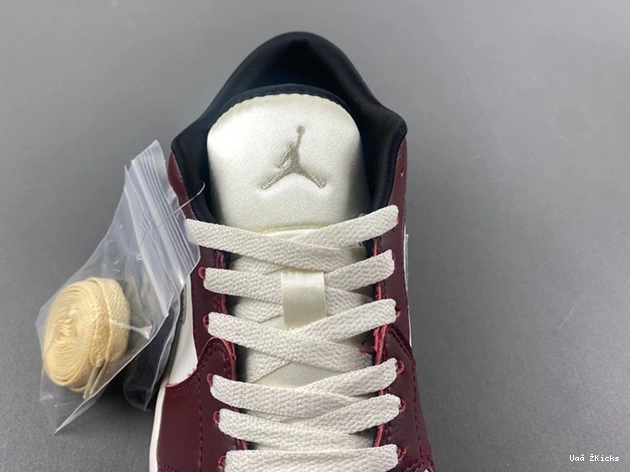 the Compact (2024) 1  Dragon Low Jordan FJ5735-100 1 (Women's) of Year 0716